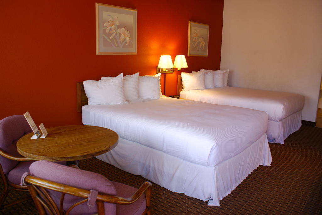 Days Inn Harbor View San Diego Phòng bức ảnh