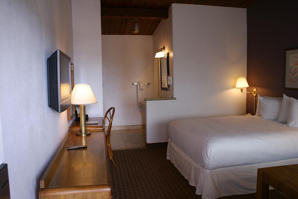 Days Inn Harbor View San Diego Ngoại thất bức ảnh