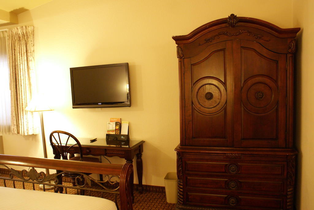 Days Inn Harbor View San Diego Ngoại thất bức ảnh