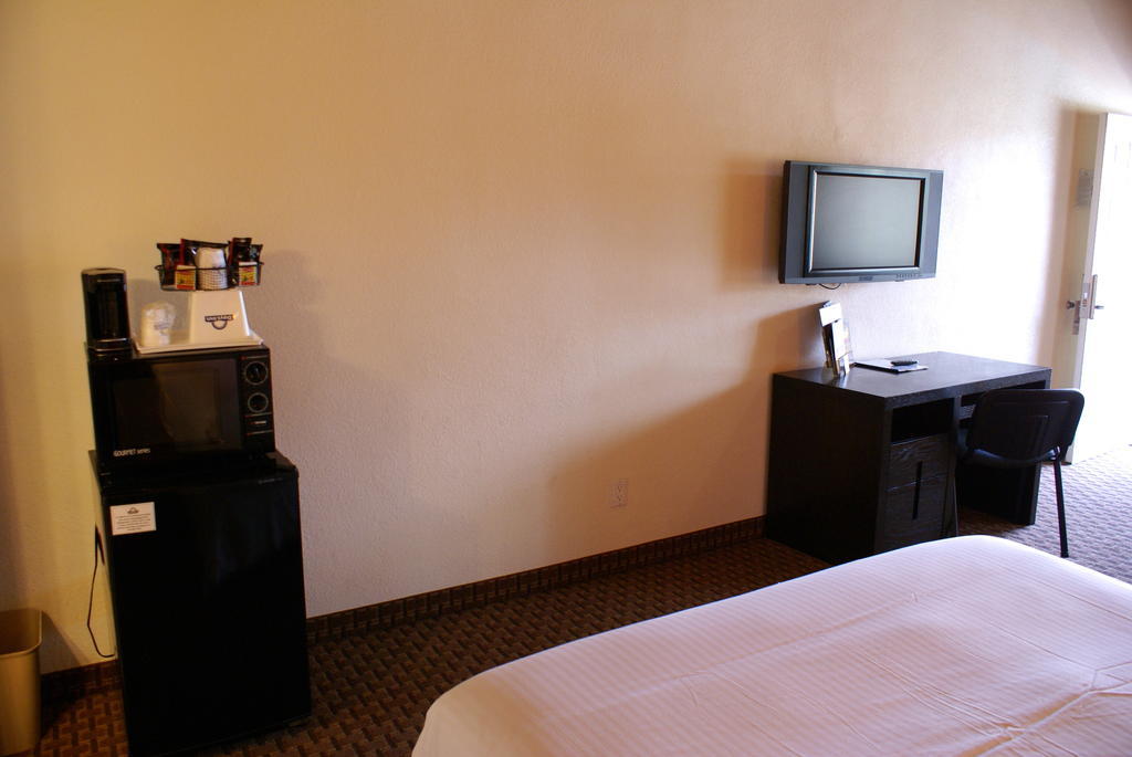Days Inn Harbor View San Diego Ngoại thất bức ảnh