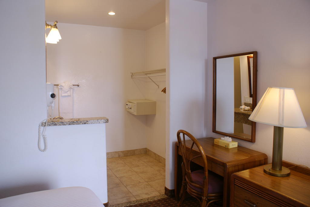 Days Inn Harbor View San Diego Ngoại thất bức ảnh