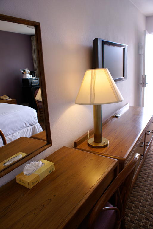 Days Inn Harbor View San Diego Ngoại thất bức ảnh